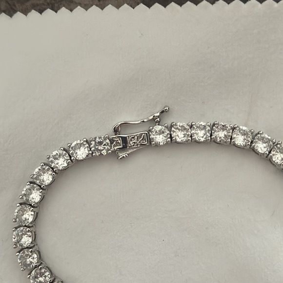 ‼️BUNDLE‼️ - Picture 4 of 9